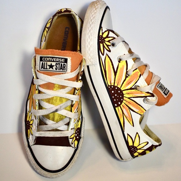 Converse Shoes - HP🌻✨Hand painted Converse